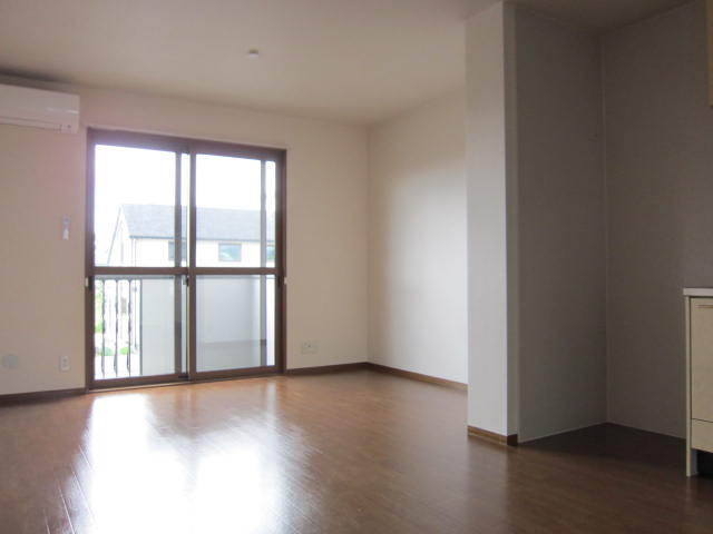 居室・リビング　ＬＤＫ１２帖