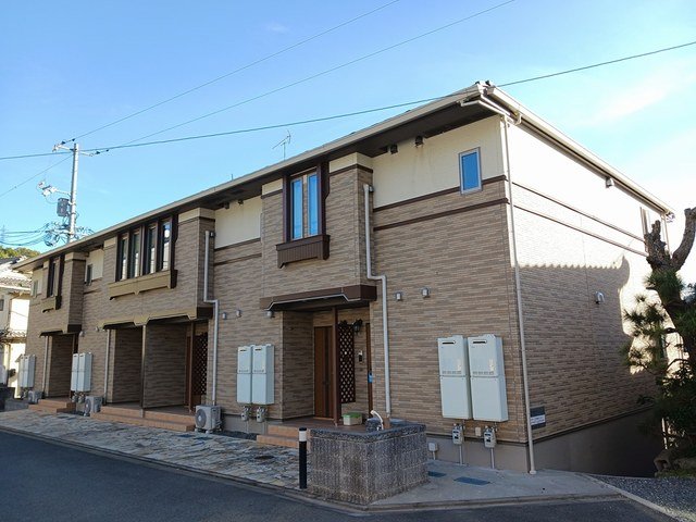 建物外観　落ち着いた雰囲気の外観です