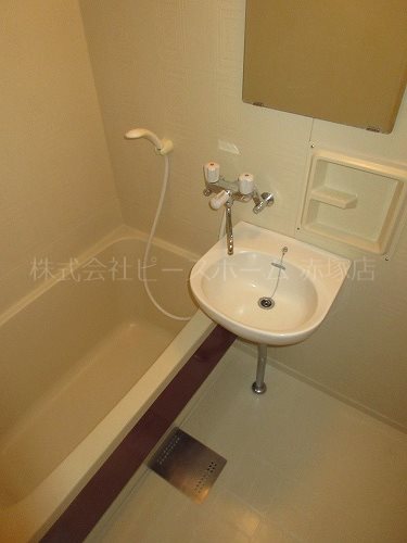 バス・シャワールーム　別号室参考写真