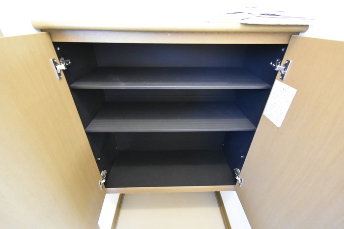 その他　高さのある靴も収納できます