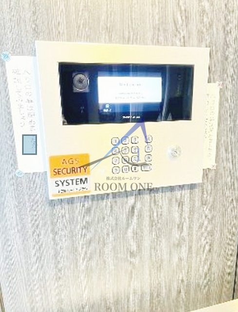 セキュリティ　モニター付きインターホンです。