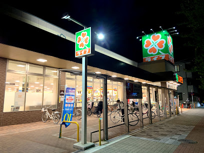 スーパー　ライフ旭大宮店（スーパー）まで349m