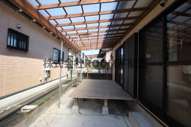 バルコニー　落ち着いた時間を過ごせるバルコニーです