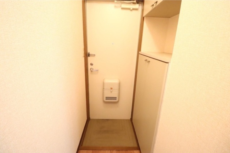 玄関　図面と現状に相違がある場合には現状を優先