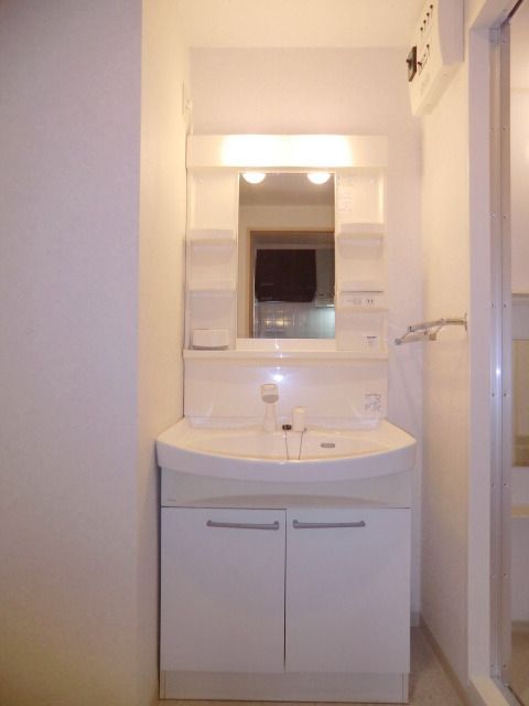 洗面設備　シャンプードレッサーです