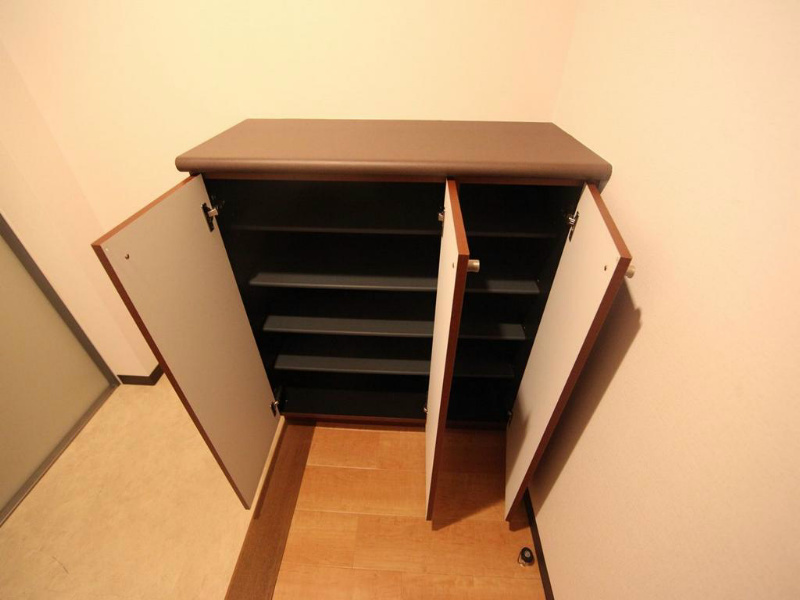 玄関　玄関　シューズボックス（収納充実してます）