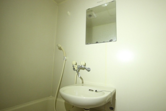 洗面設備　他部屋の写真を使用しております。