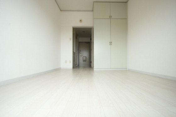 居室・リビング　他部屋の写真を使用しております。