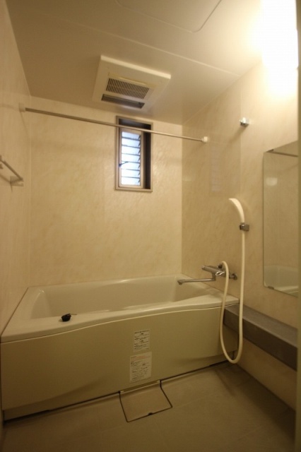 バス・シャワールーム　同物件別室