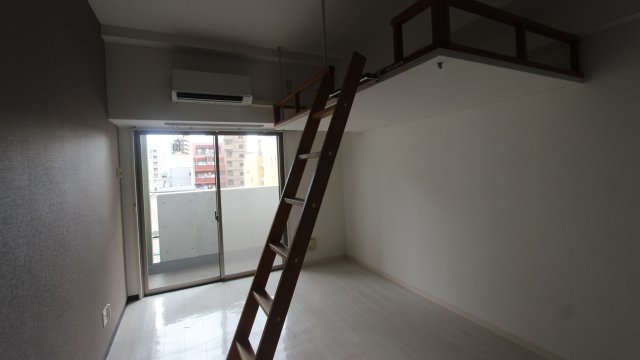 その他部屋・スペース　同物件別号室のものです。