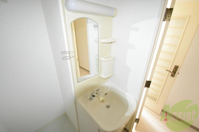 洗面設備　洗面所独立しています。