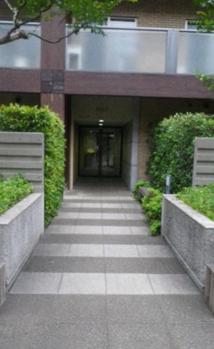 建物外観　別住戸参考写真