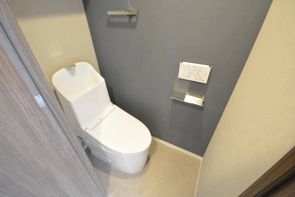 トイレ　シャワー付トイレ