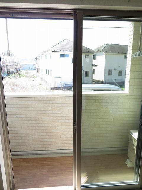 バルコニー　南向きです。