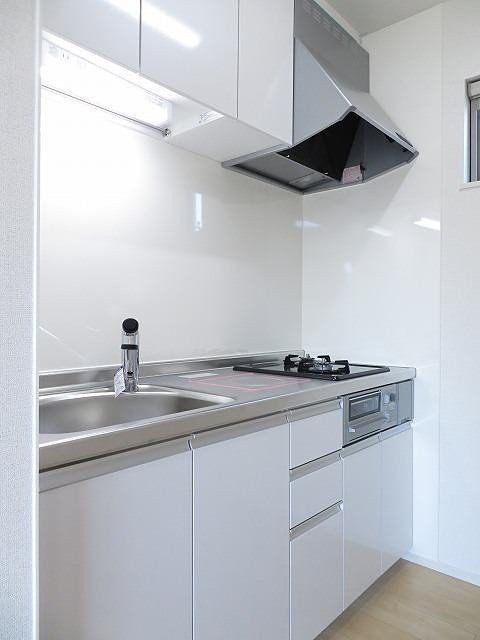 キッチン　カウンターキッチンです。