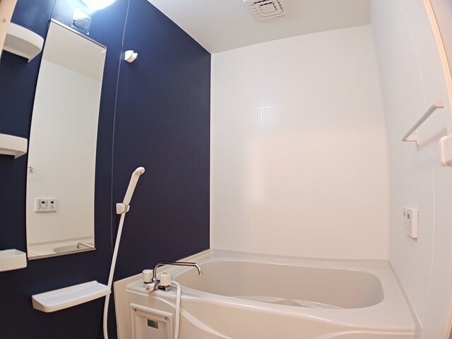 バス・シャワールーム　きれいなお風呂です