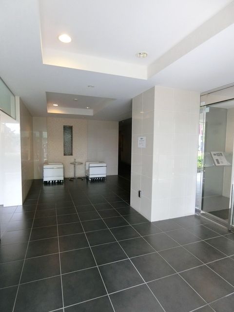 エントランス　☆広々ロビー☆