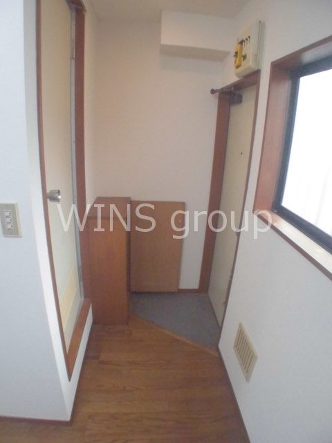 玄関　玄関は少し広めです！