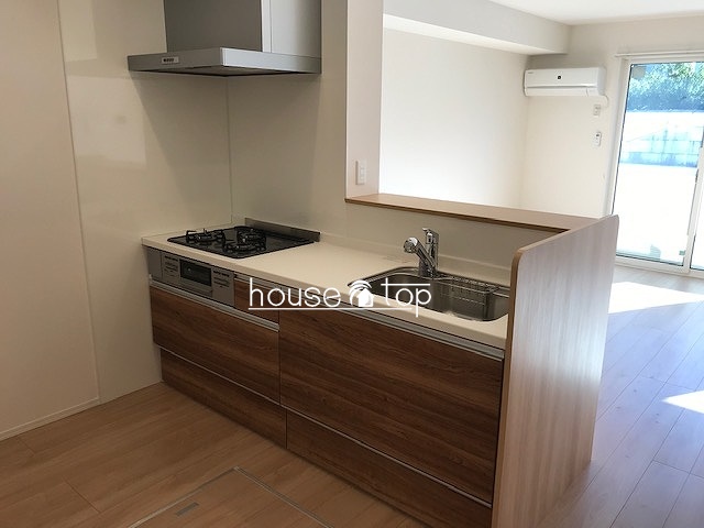 キッチン　●実際のお部屋の写真です