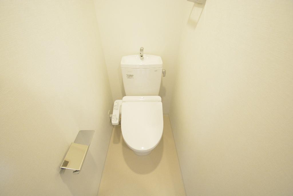 トイレ　シャワー付トイレ