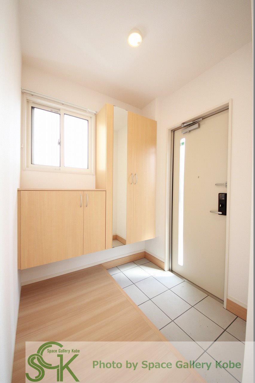 玄関　※お部屋により仕様が異なる場合があります※