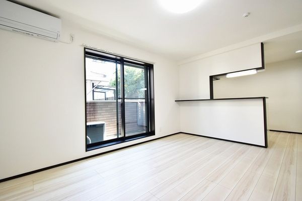 居室・リビング　☆広々とした居室☆