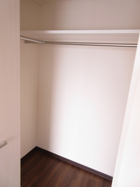 収納　ウォークインクローゼットあり、たっぷり収納できます