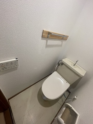 トイレ　別部屋参考写真