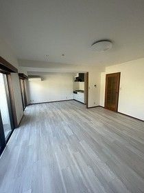 居室・リビング　※別部屋参考写真