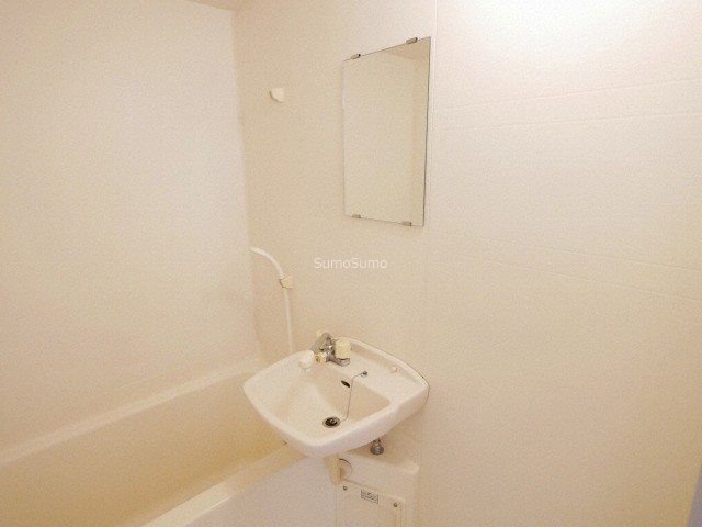 洗面設備　使いやすい洗面所です