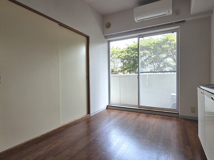 居室・リビング　同物件別部屋参考写真です