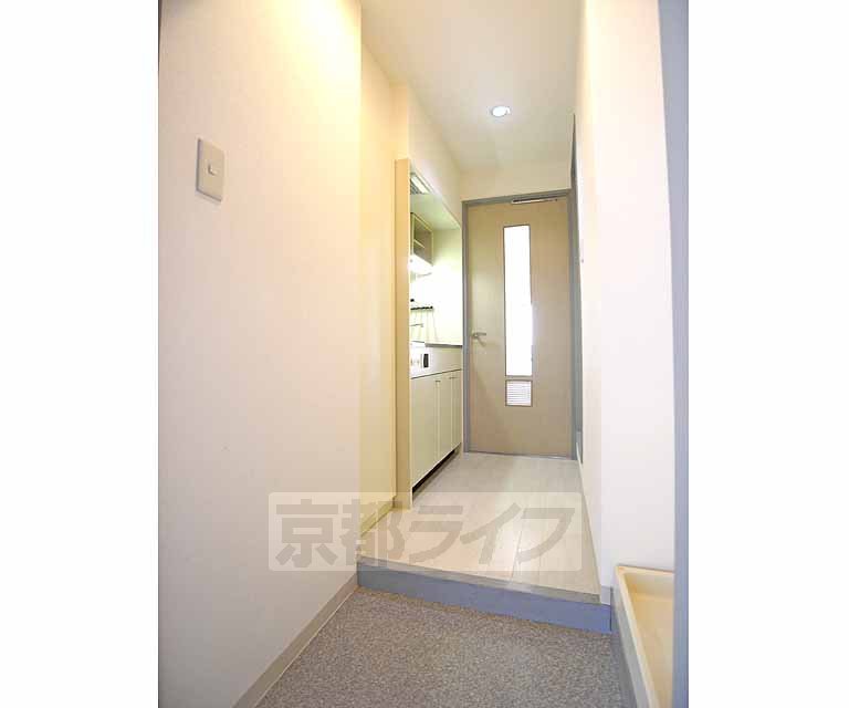 その他部屋・スペース　広い廊下です。