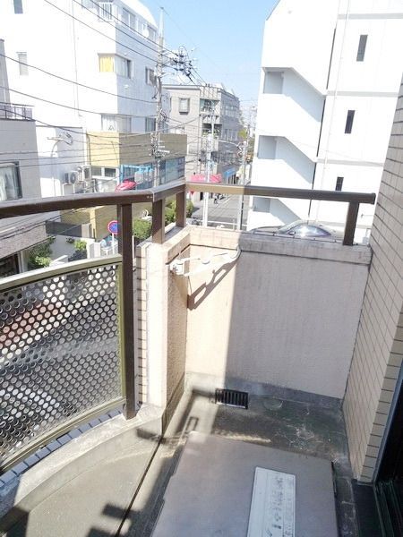 バルコニー　★洗濯物が干せるバルコニー★