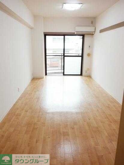 居室・リビング　同物件別部屋写真