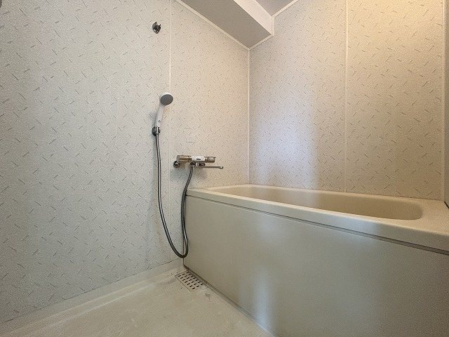 バス・シャワールーム　参照画像