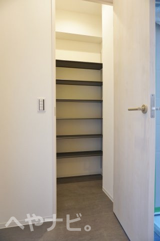 玄関　★シューズインクローゼット