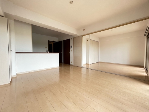 居室・リビング　※別号室参考画像の為、現況優先とします。