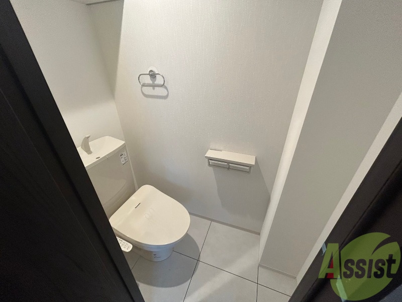 トイレ　シャワートイレになっているので快適です！