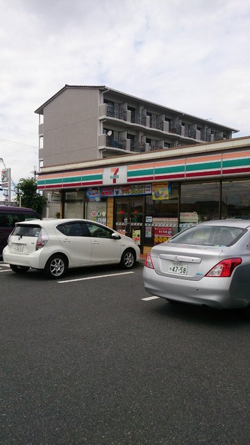 コンビニ　ローソン（コンビニ）まで200m
