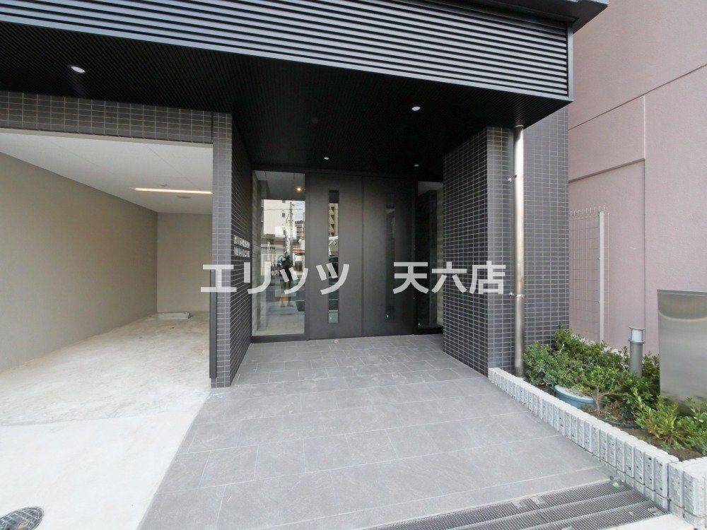 エントランス　エントランス