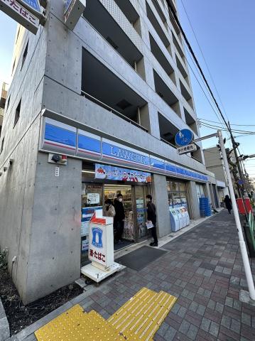 コンビニ　ローソン 新大橋一丁目店（コンビニ）まで173m