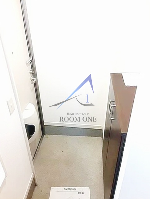 玄関　玄関です。