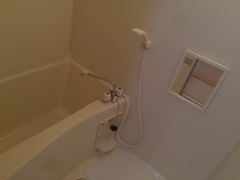 バス・シャワールーム　※別部屋のお写真になります