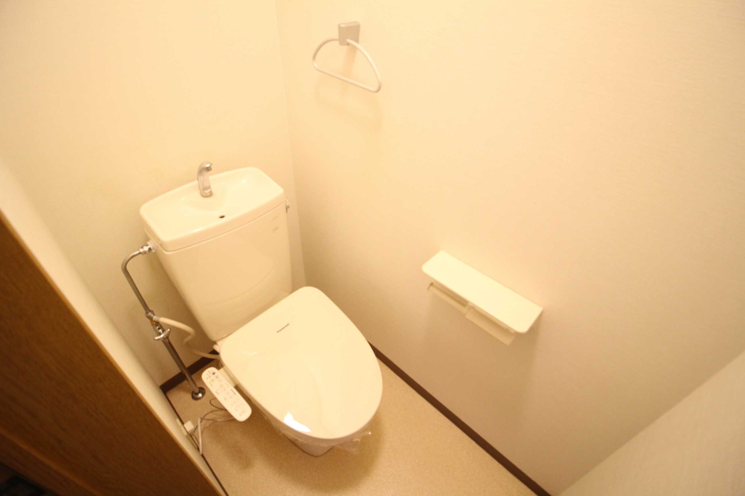 トイレ　温水洗浄便座♪