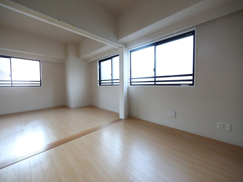 その他部屋・スペース　ＬＤＫ16帖　洋室4.7帖　つなげても仕切っても使えます