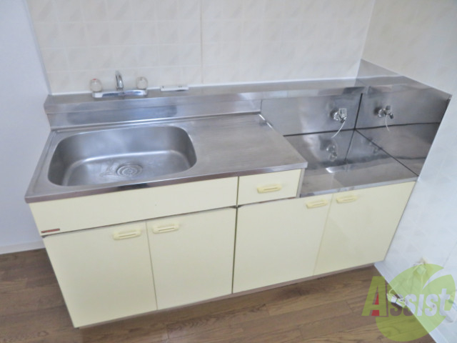 キッチン　キッチンはお好きなガスコンロを準備してご利用いただけます。