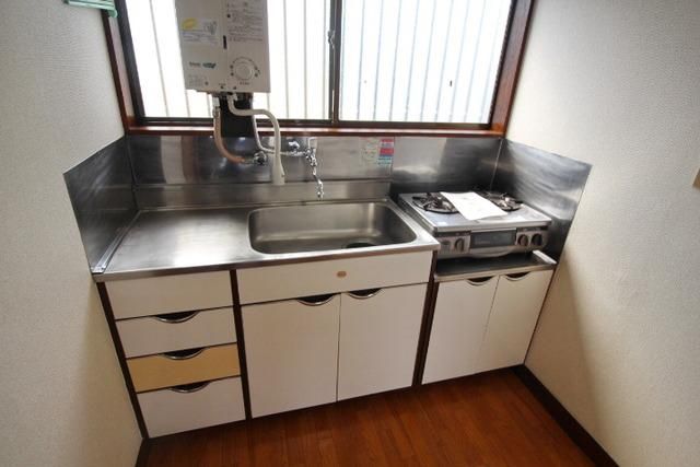 キッチン　★キッチンは新品に変わりました★※写真は以前の物です
