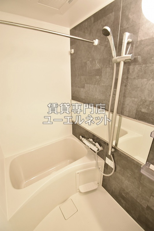 バス・シャワールーム　浴室