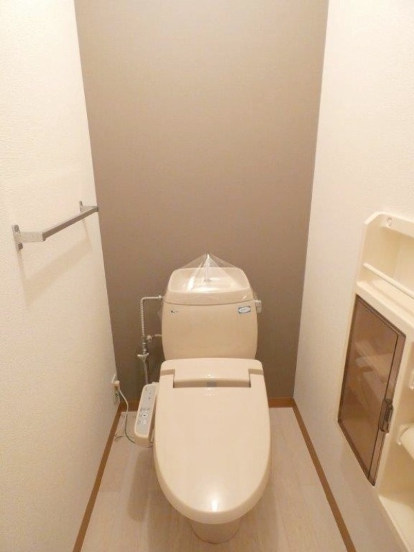 トイレ　図面と現状に相違がある場合には現状を優先