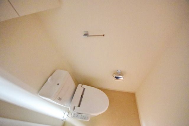 トイレ　★温水洗浄器付のトイレです★